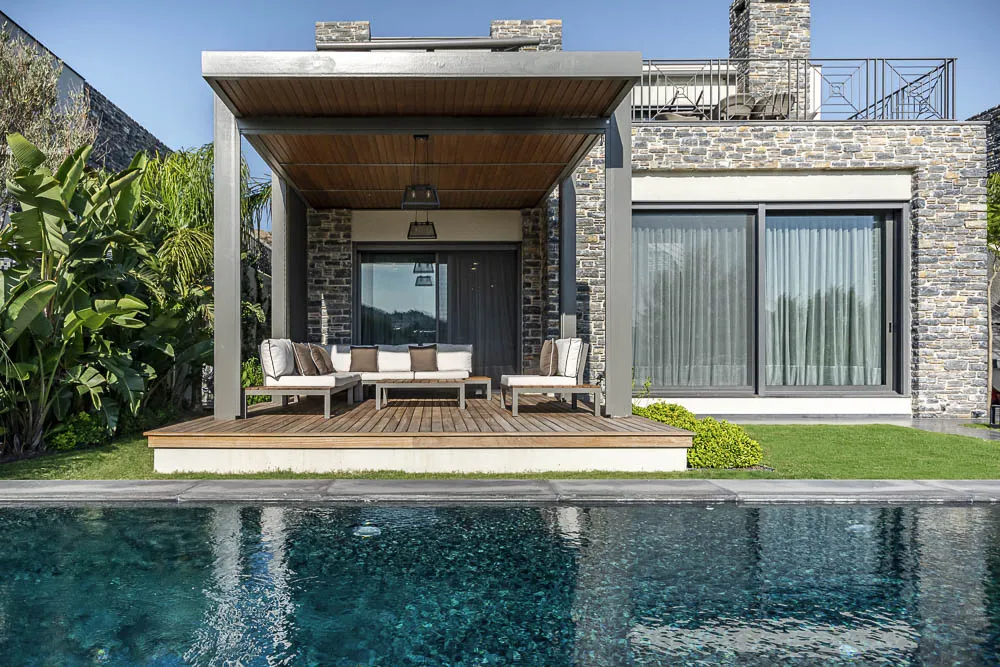 Regia Stone görsel 4